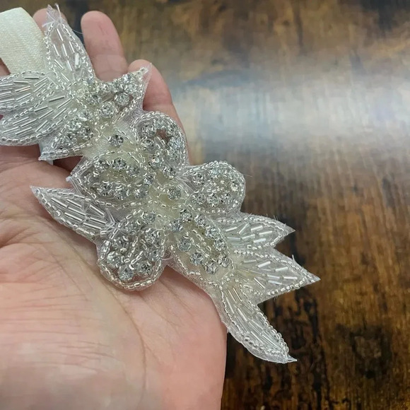 Floral rhinestones design christening/especial occasions Babygirl headband - Picture 9 of 12